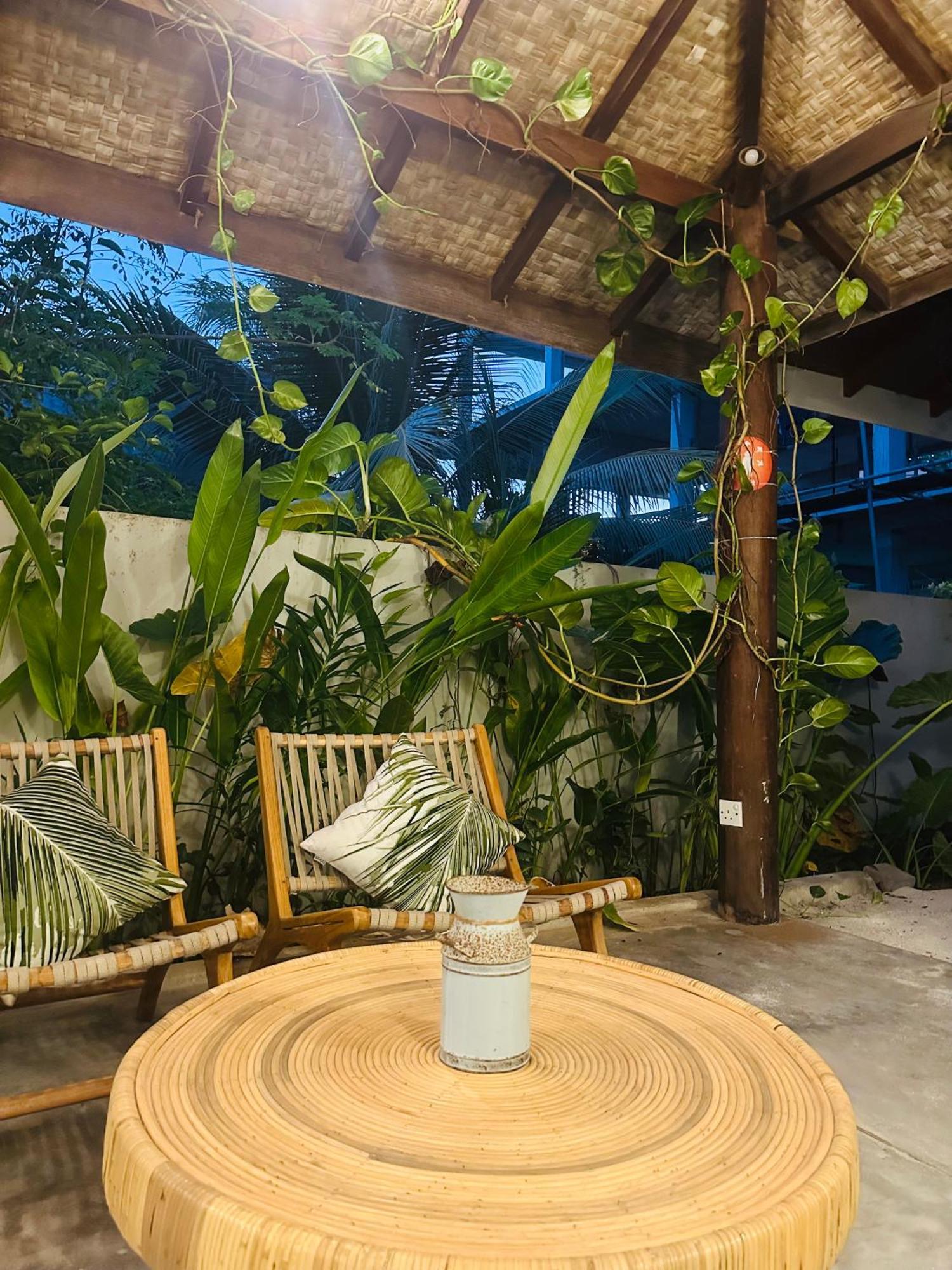 Thundi Sea View Hotel Đảo Đảo Fulidhoo Ngoại thất bức ảnh