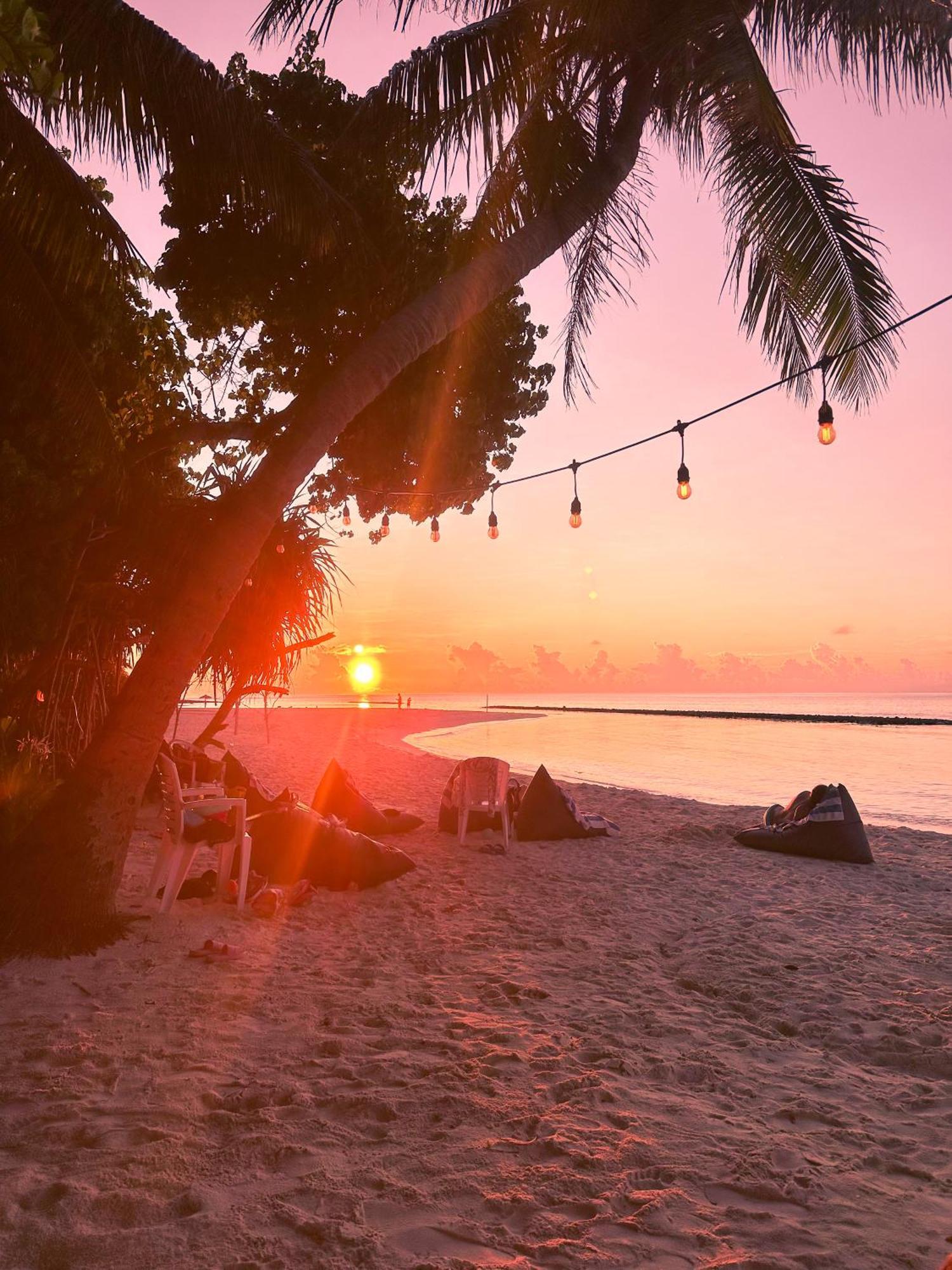 Thundi Sea View Hotel Đảo Đảo Fulidhoo Ngoại thất bức ảnh