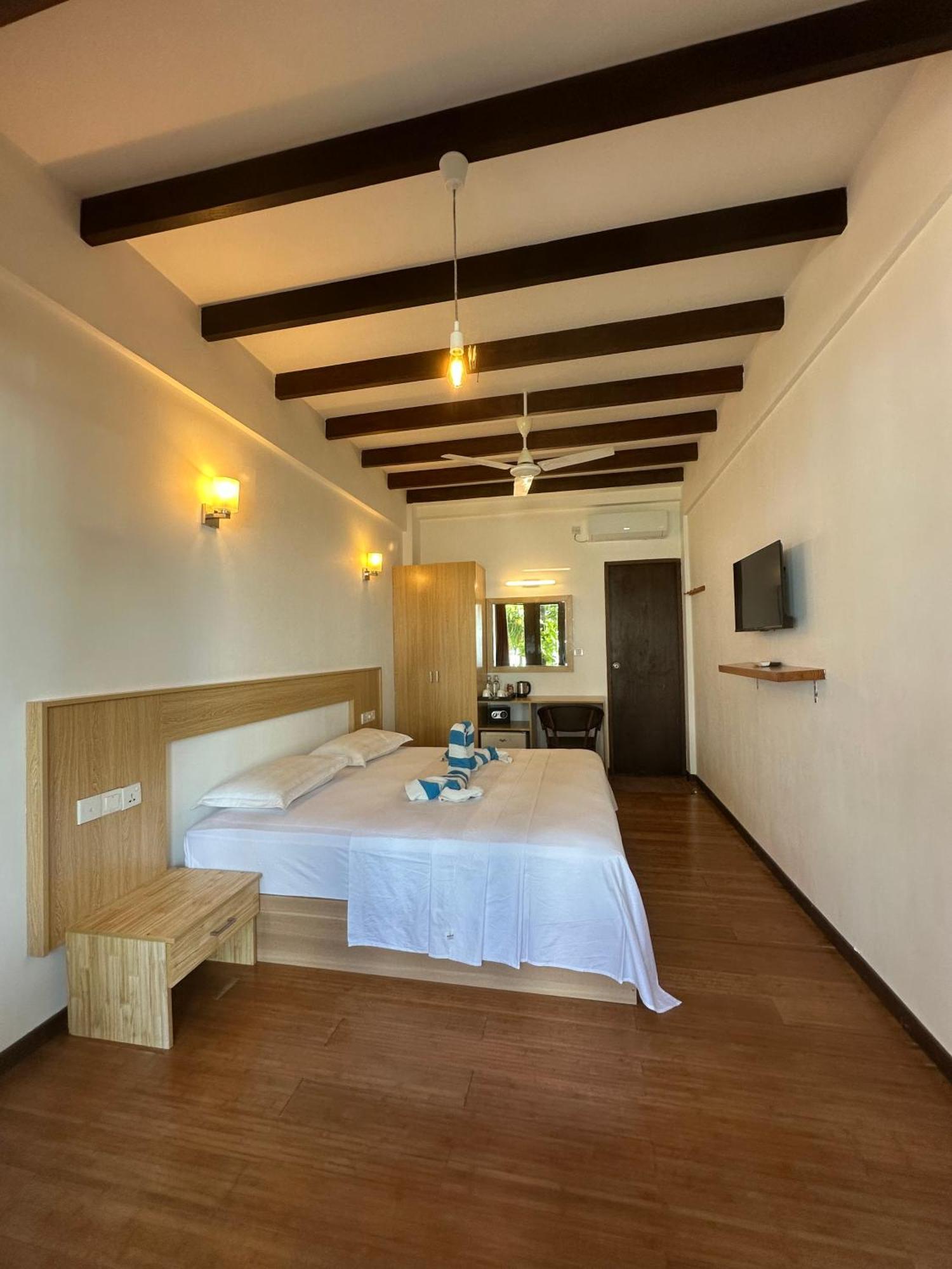 Thundi Sea View Hotel Đảo Đảo Fulidhoo Ngoại thất bức ảnh